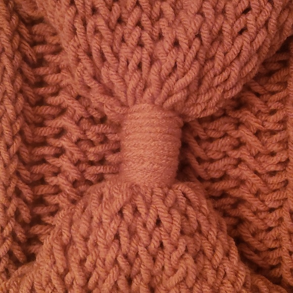 Handmade Knit Turban Headband - Picture 5 of 6